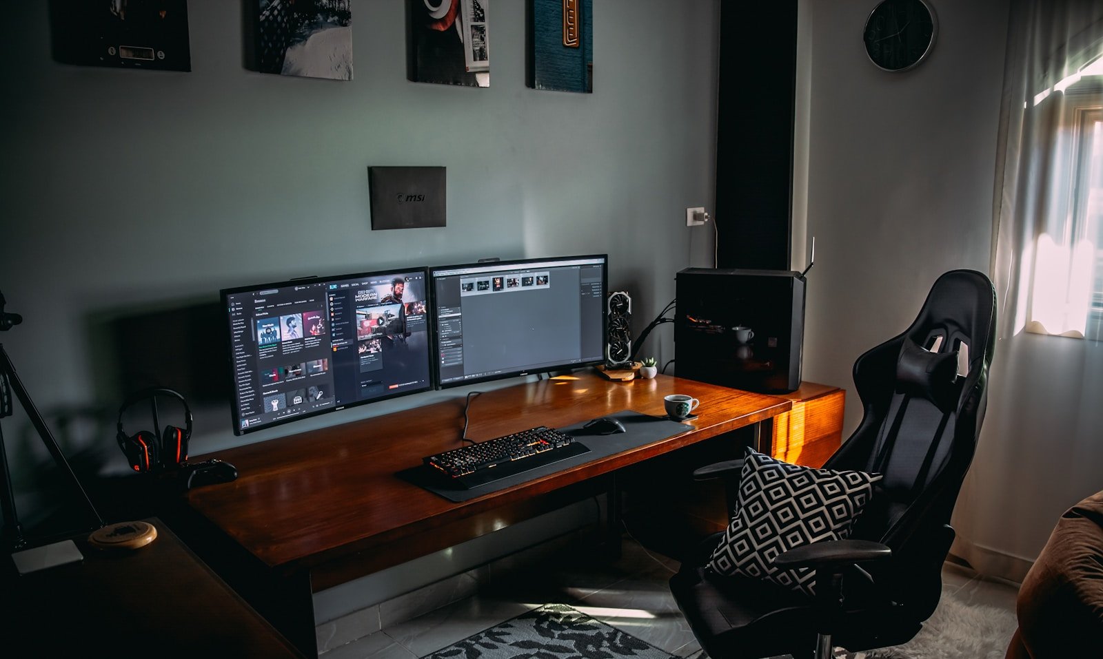 How to Build a Clean Dual-Monitor Setup on a $500 Budget